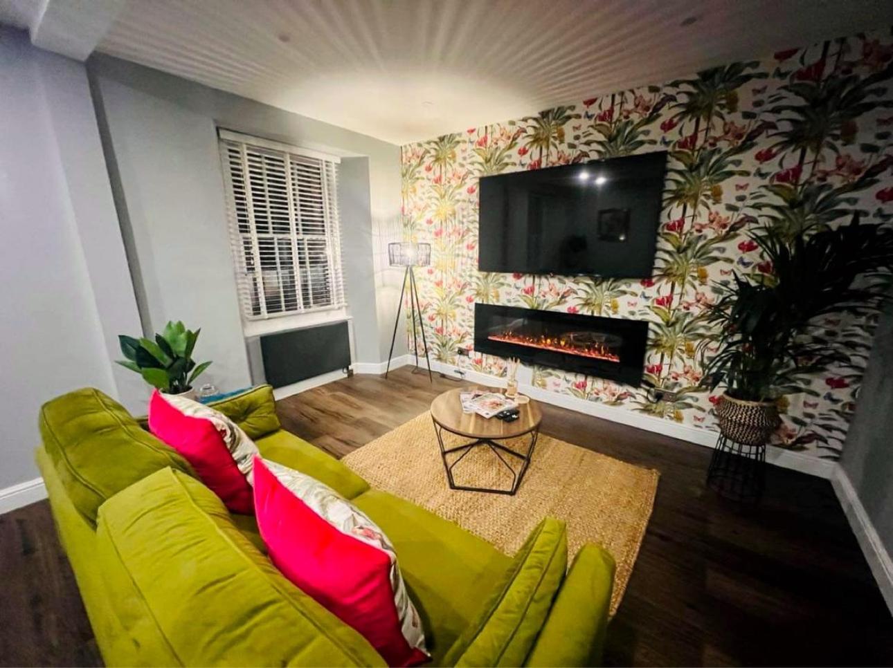 1 West End Boutique Apartment ボウネス＝オン＝ウィンダミア エクステリア 写真